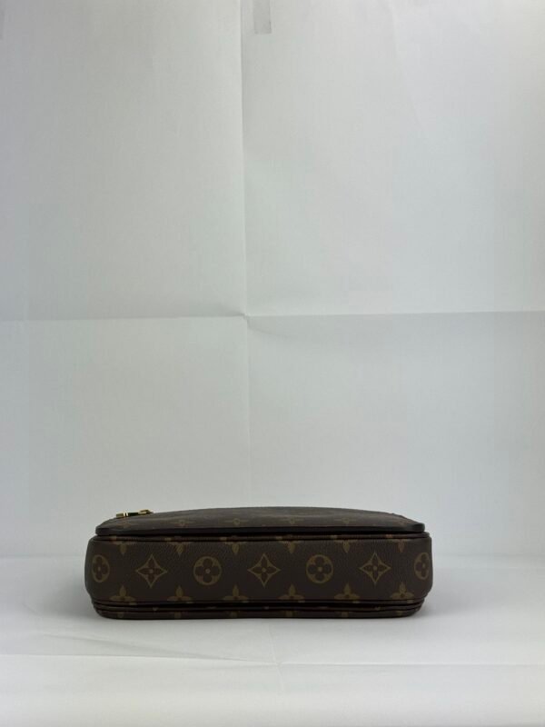Louis Vuitton pochette metis