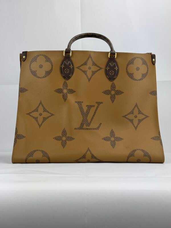 Louis Vuitton OnTheGo GM