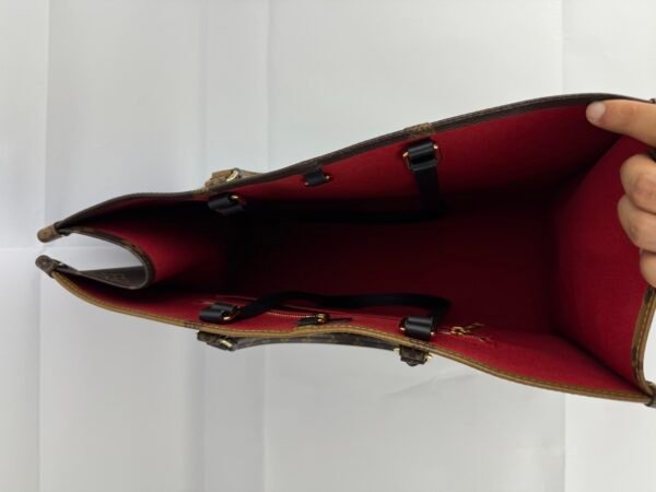 Louis Vuitton OnTheGo GM