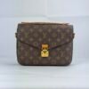 IMG_0922 Louis Vuitton Pochette Métis